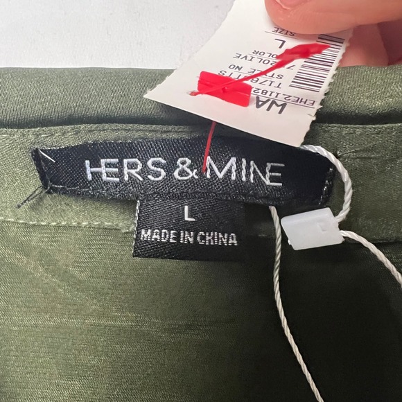 NWT Hers & Mine Olive Green Satin Button-Down Shirt Long Sleeve Oversized L - Picture 3 of 12